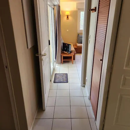 Les Grands Pins * カルカン